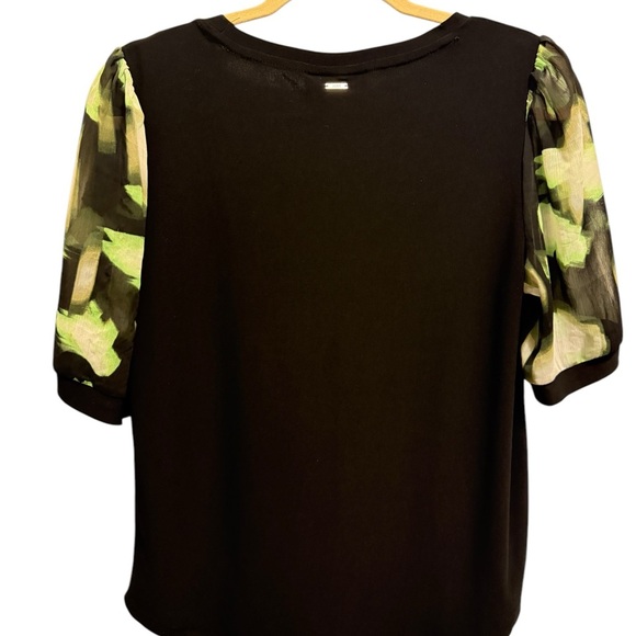 DKY Black and Green Women's Top. In new conditions - Picture 1 of 11